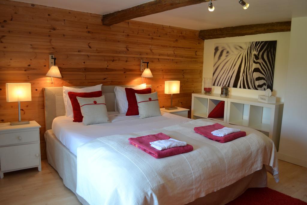 Le Relais Du Moustier Appartement Grune Kamer foto
